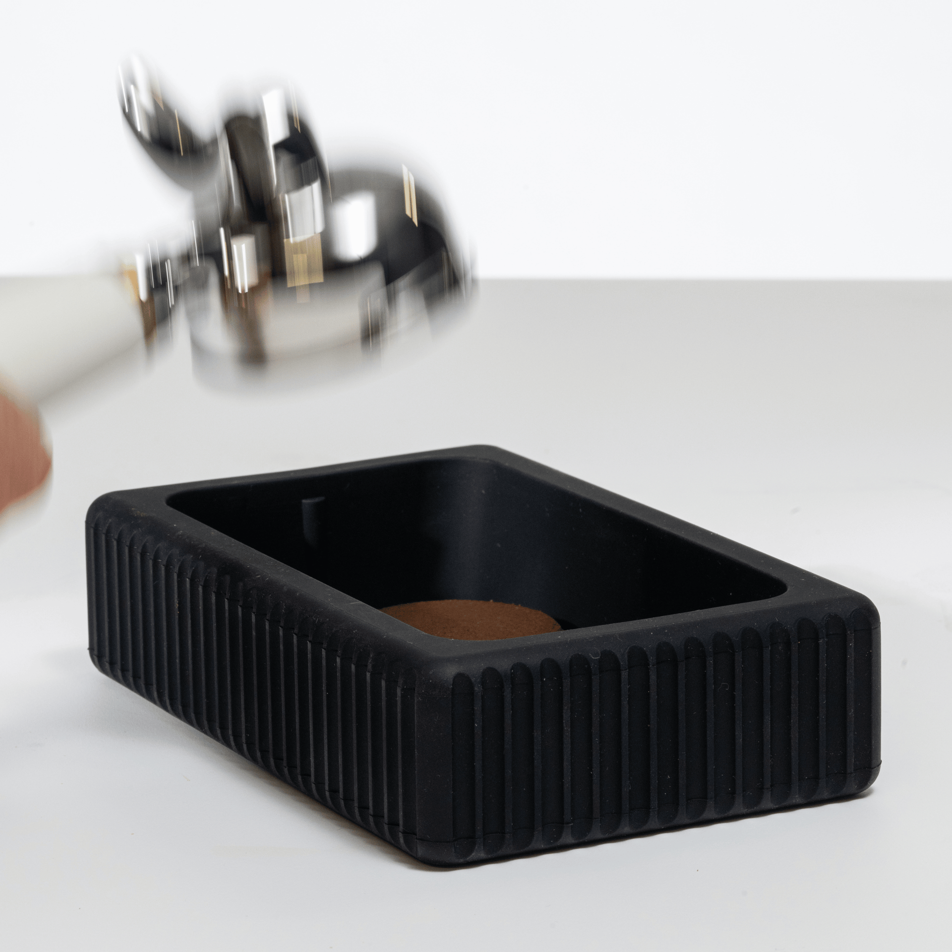 Anza-knockbox-base-motion-